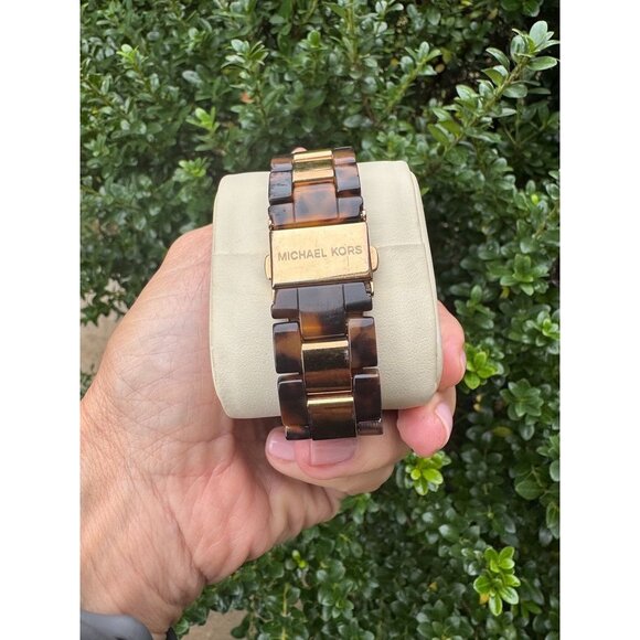 Michael Kors MK5166 Women’s Watch Gold-tone stainless steel and tortoise acetate - Picture 4 of 10